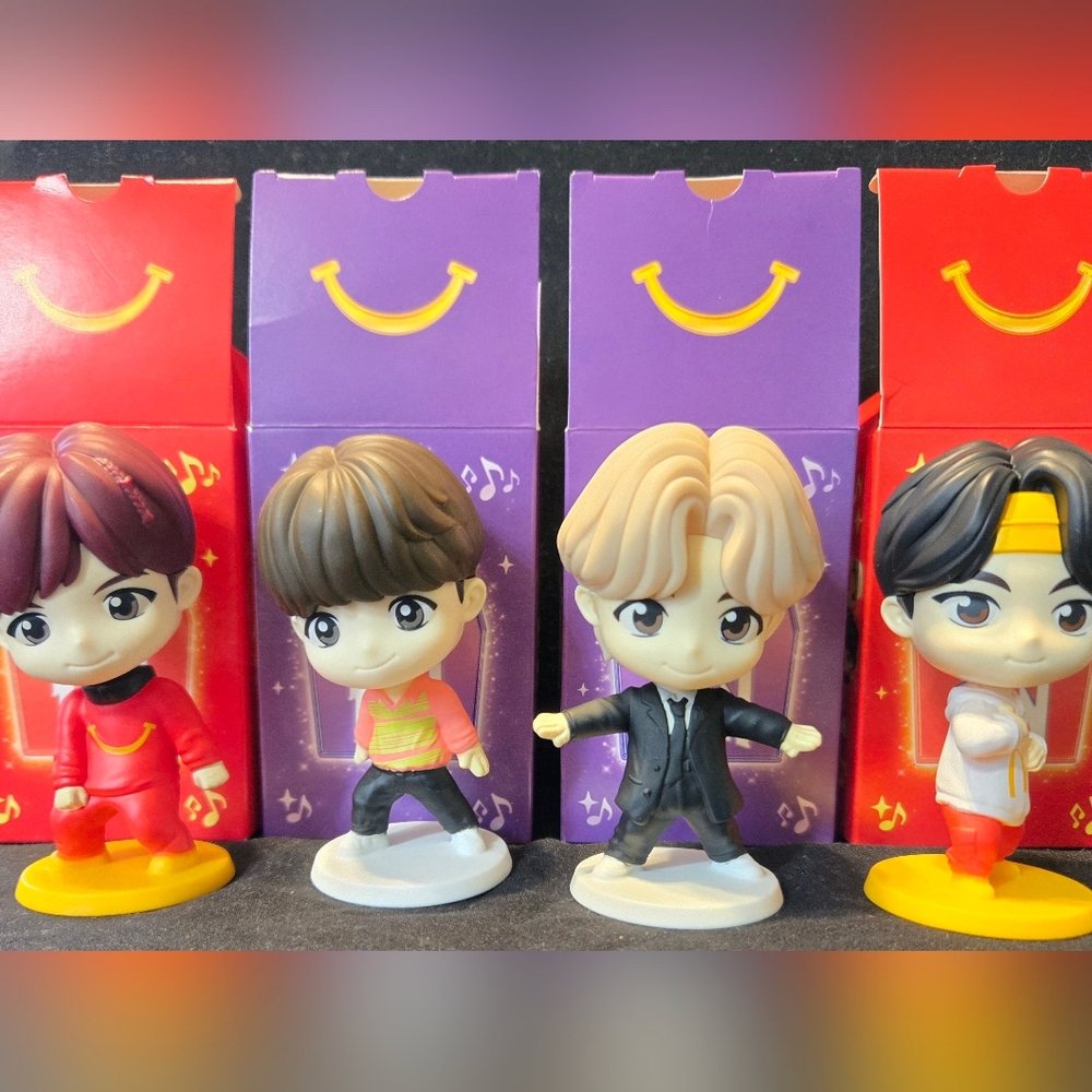 Tiny TAN set of 4